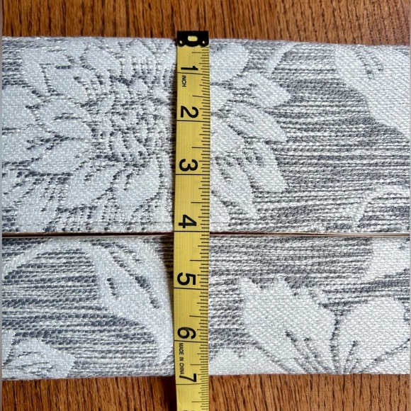 New Light Gray and White Floral Clutch/Purse/Wallet - Picture 7 of 7